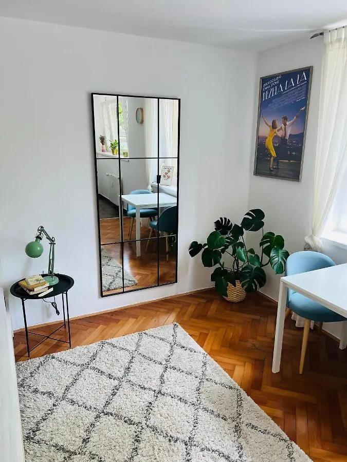 Apartment Paula'S Cosy Place In The Center Of Ljubljana Slovenia